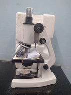 Microscope